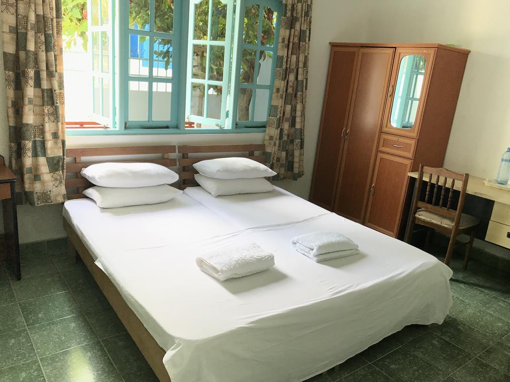 Raalhu Lodge Himmafushi Exterior photo