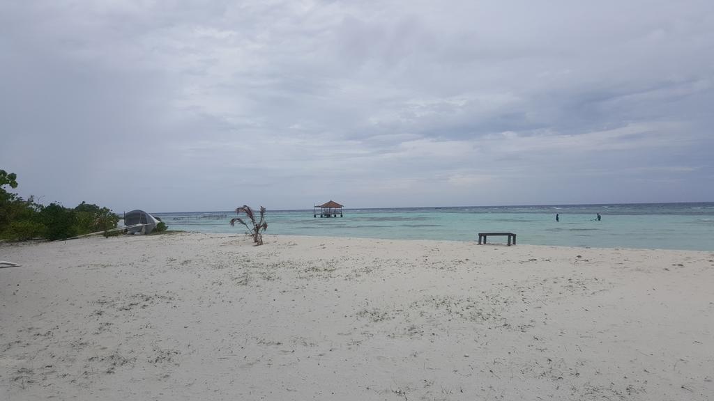 Raalhu Lodge Himmafushi Exterior photo